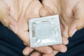 Preservativos: anulan licitación por 26.000.000 de pesos y compran directamente por casi 157.000.000