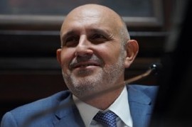 Tras el anuncio de Kicillof, el presidente de la Cámara de Diputados resolvió suspender la sesión