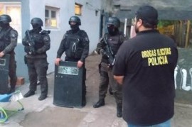 Evidentemente, el Gobierno bonaerense sabe muy bien en dónde están los narcos y fue a detenerlos
