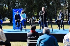 Lomas de Zamora: el intendente Insaurralde presentó un programa de ayuda a 500 asociaciones civiles