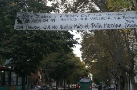 La Plata: de manera sorpresiva, vecinos expresaron su felicidad frente a la ex sede de la UOCRA
