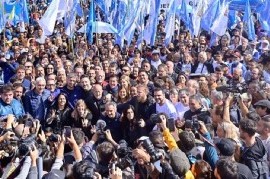 En la marcha por "Memoria, Verdad y Justicia", Máximo Kirchner mostró su poder de movilización