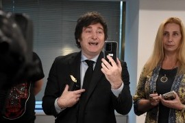 Milei busca postulantes a la Gobernación bonaerense para disputarle el voto libertario a Espert