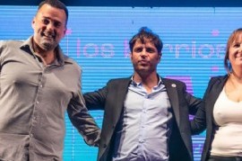 El gobernador Axel Kicillof recibió el respaldo a su reelección del Movimiento Somos Barrios de Pie