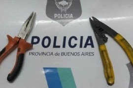 Siguen robando cables y siguen las detenciones en La Plata: esta vez, fue en Melchor Romero