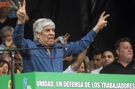 Hugo Moyano no cree en virtualidades ni en la CGT: prepara una movilización para el 17 de Octubre