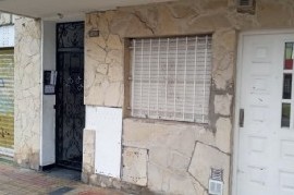 La Plata: hicieron un asado en el departamento, violaron la cuarentena y preocuparon a sus vecinos