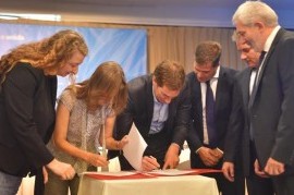 La ministra Sabina Frederic firmó el convenio de Seguridad para la Ciudad Autónoma de Buenos Aires