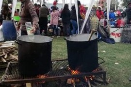 Este miércoles realizarán ollas populares en centros comunitarios de La Plata y Berisso