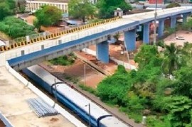 Un puente con raro diseño fue suficiente para el despido de 7 ingenieros