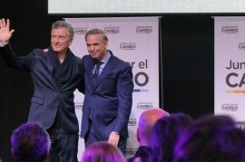 "Invité a Alberto Fernández a desayunar mañana en la Rosada", anunció el presidente Mauricio Macri