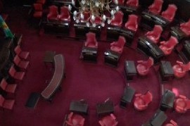 La oposición logró lo que quería: el recinto del Senado vacío y generar bronca en Kicillof