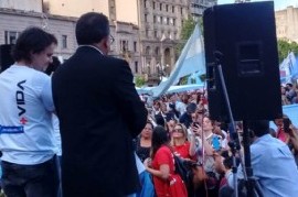 Fuerte manifestación en Congreso de grupos Pro Vida contra la implementación de la ESI