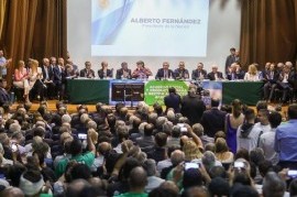 El Gobierno lanzó, con presencia del presidente Fernández, el Acuerdo Social y Productivo automotriz