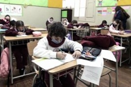 Desde este jueves, el uso de barbijos es optativo en escuelas de la provincia de Buenos Aires