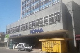 Por cobros indebidos, IOMA sancionó por diez meses a un médico de La Plata