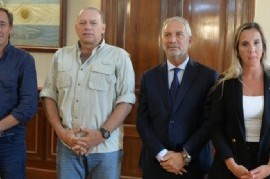 La Plata: tras varios meses sin diálogo, la entrega de patrulleros hizo que se vieran Berni y Garro