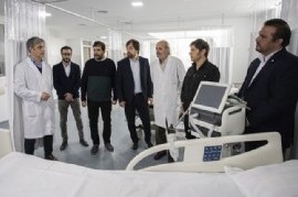 Cinco médicos y diez enfermeras del hospital que el viernes visitó Kicillof tienen Coronavirus