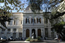 La UNLP entre las universidades que pedirán pase sanitario