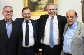 Movida del presidente Fernández en medio de la interna: recibió a tres históricos del Conurbano