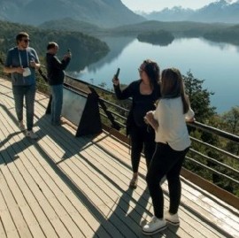 Más de 4 millones de turistas gastaron unos 55 millones de pesos en el receso de cuatro días