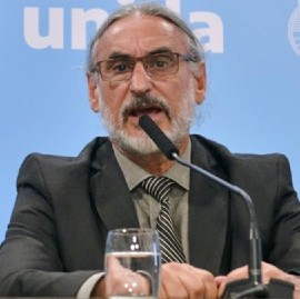 Felipe Solá, elegido para hacerse cargo del ministerio de Agricultura en reemplazo de Luis Basterra