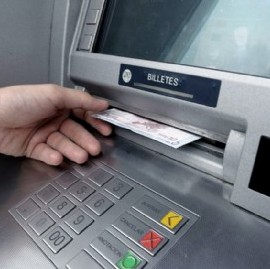 El Gobierno nacional concretó el primer pago del complemento al Salario Familiar