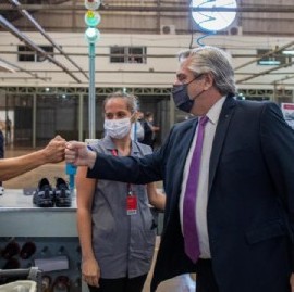 El presidente Fernández, desde Misiones, cuestionó la apertura de la economía de la gestión Macri