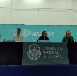 Jornadas "Derecho al Futuro, Derecho al Desarrollo" en la Facultad de Periodismo