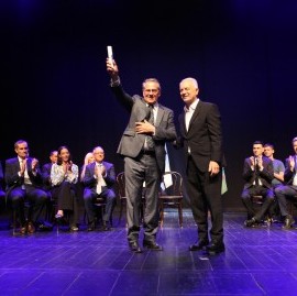 La Plata: el intendente Alak sumó a su gabinete a quienes lo enfrentaron en la interna de agosto