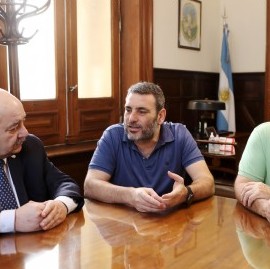 Los Nodocentes de la UNLP cobrarán un bono excepcional de 150 mil pesos