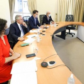 Coronavirus: el Presidente ya está reunido con 11 gobernadores y el Jefe de Gobierno porteño