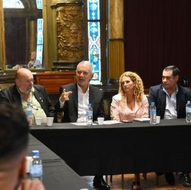 El Municipio de La Plata y la FELP acordaron trabajar para el desarrollo de los centros comerciales