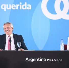 La dupla Fernández-Fernández de Kirchner se mostró en Casa Rosada para presentar un proyecto de ley