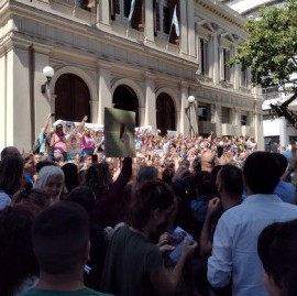 Universidades nacionales de todo el país realizaron actos en defensa de la educación pública
