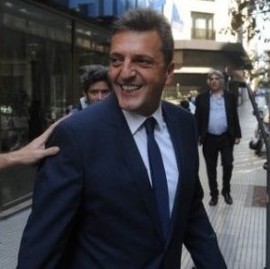 Los gobernadores del PJ ya miran 2019 junto a Sergio Massa, quien le pidió a Macri que los convoque