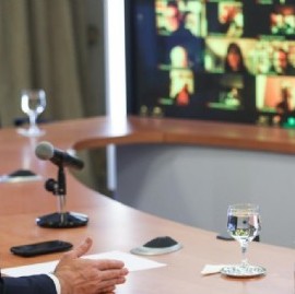 Durante un Plenario de la CTA, el presidente Fernández pidió un acuerdo para que "todos ganemos"