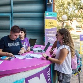 Estudiantes bonaerenses del CBC cuentan con $10 mil para disfrutar de la cultura de CABA
